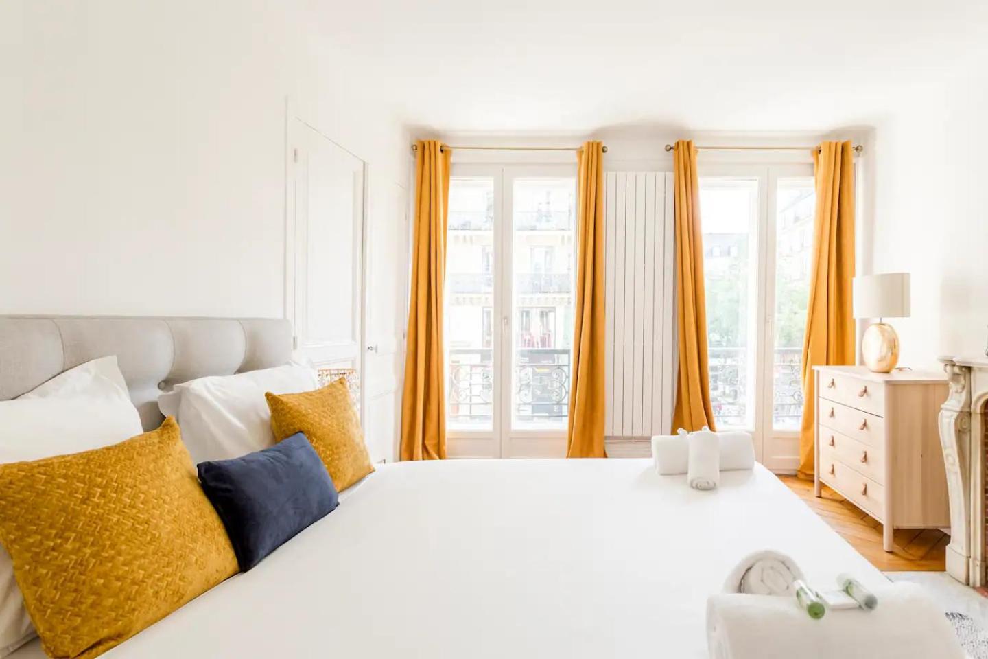 8P - 3Br Le Marais Spacious - Central - Historic Apt Paris Ngoại thất bức ảnh