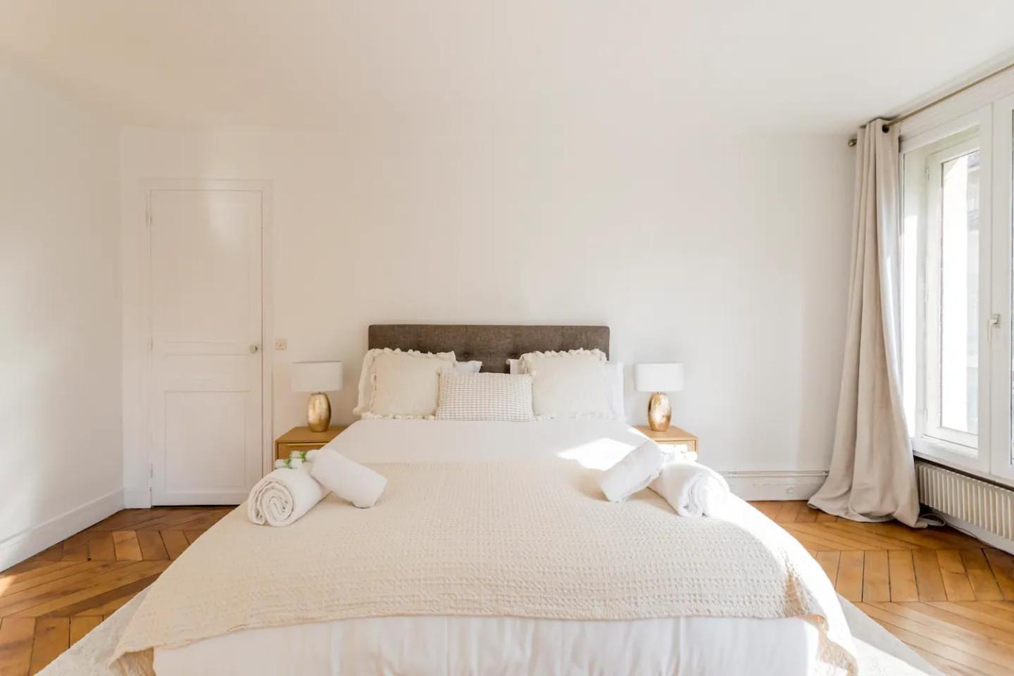 8P - 3Br Le Marais Spacious - Central - Historic Apt Paris Ngoại thất bức ảnh