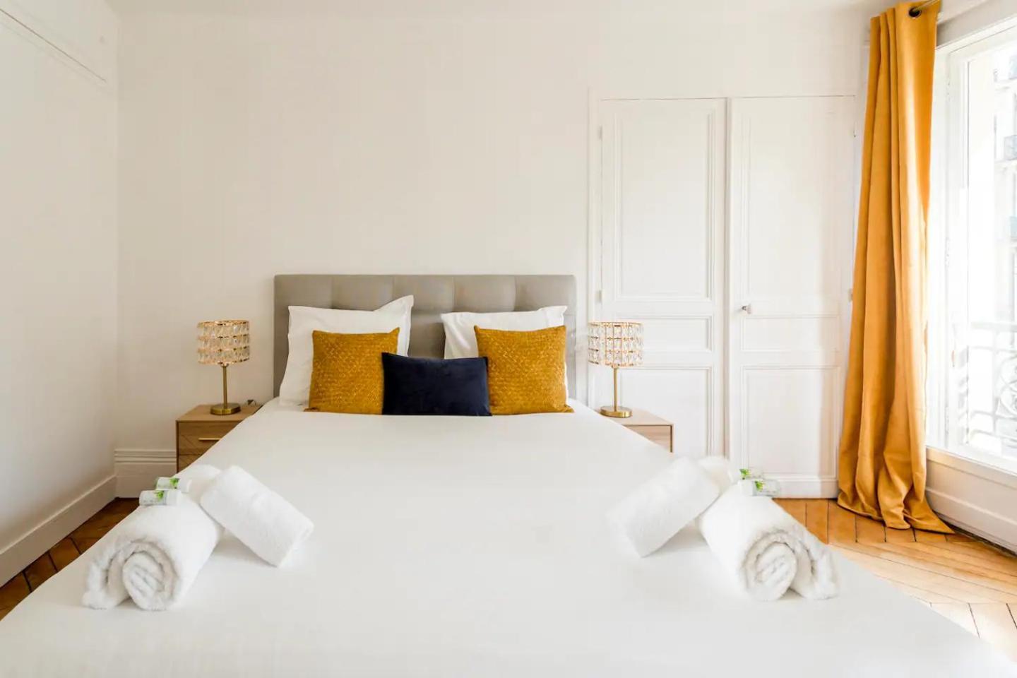 8P - 3Br Le Marais Spacious - Central - Historic Apt Paris Ngoại thất bức ảnh
